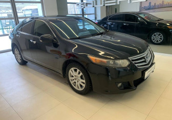 Подержанный автомобиль Honda Accord Sedan 2008 года (3 фото)