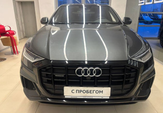 Подержанный автомобиль Audi Q8 2019 года (2 фото)