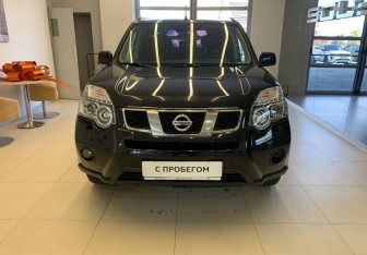 Подержанный автомобиль Nissan X-Trail 2014 года (2 фото)