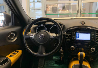 Подержанный автомобиль Nissan Juke 2017 года (9 фото)