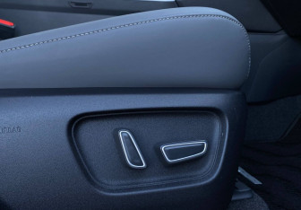 Новый Toyota RAV4 2025 (25 фото)