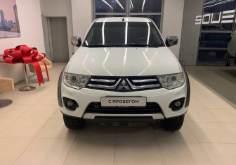 Подержанный автомобиль Mitsubishi L200 2014 года (2 фото)