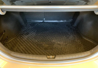 Подержанный автомобиль Hyundai Solaris Sedan 2017 года (8 фото)