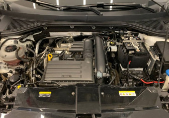 Подержанный автомобиль Volkswagen T-Roc 2020 года (7 фото)