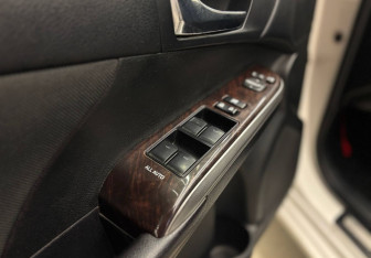 Подержанный автомобиль Toyota Camry Sedan 2017 года (21 фото)