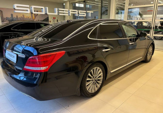 Подержанный автомобиль Hyundai Equus 2013 года (4 фото)
