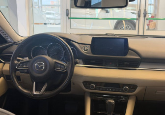 Подержанный автомобиль Mazda 6 Sedan 2019 года (8 фото)