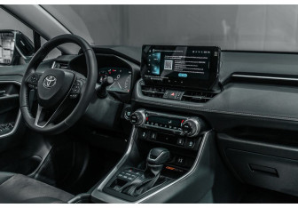 Новый Toyota RAV4 2025 (14 фото)