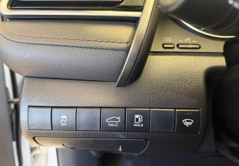 Подержанный автомобиль Toyota Camry Sedan 2020 года (17 фото)