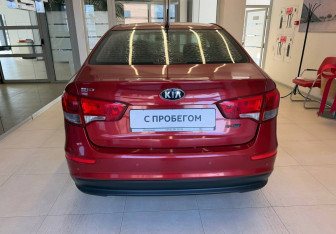 Подержанный автомобиль Kia Rio Sedan 2016 года (5 фото)