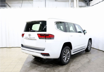 Новый Toyota Land Cruiser Suv 2026 (8 фото)