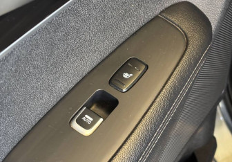 Подержанный автомобиль Kia Sorento 2018 года (17 фото)