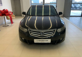 Подержанный автомобиль Honda Accord Sedan 2008 года (2 фото)