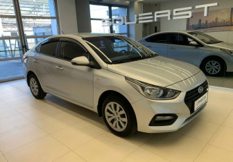 Подержанный автомобиль Hyundai Solaris Sedan 2017 года (3 фото)