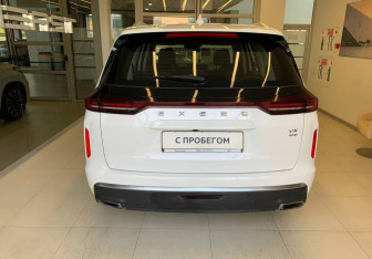 Подержанный автомобиль Exeed VX 2022 года (5 фото)