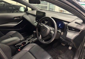 Подержанный автомобиль Toyota Corolla Wagon 2019 года (14 фото)