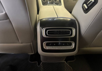 Подержанный автомобиль Exeed RX 2023 года (18 фото)