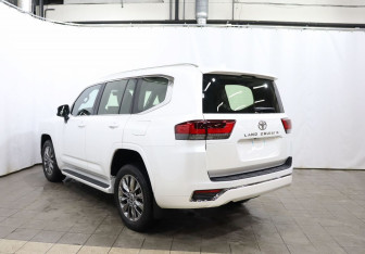 Новый Toyota Land Cruiser Suv 2026 (5 фото)
