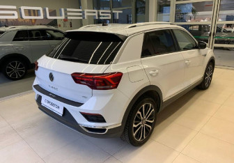 Подержанный автомобиль Volkswagen T-Roc 2020 года (4 фото)