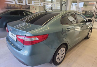 Подержанный автомобиль Kia Rio Sedan 2013 года (4 фото)