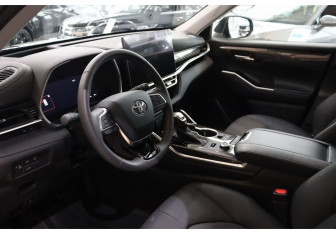 Новый Toyota Highlander 2026 (10 фото)