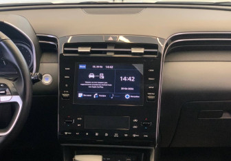 Подержанный автомобиль Hyundai Tucson 2024 года (12 фото)