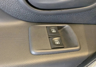 Подержанный автомобиль Renault Sandero 2021 года (22 фото)