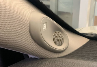 Подержанный автомобиль Toyota Camry Sedan 2022 года (23 фото)