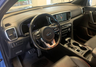 Подержанный автомобиль Kia Sportage 2018 года (22 фото)