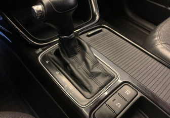 Подержанный автомобиль Kia Sorento 2013 года (21 фото)