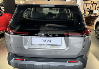 Новый Toyota RAV4 2026 (9 фото)