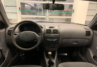 Подержанный автомобиль Hyundai Accent Sedan 2007 года (12 фото)