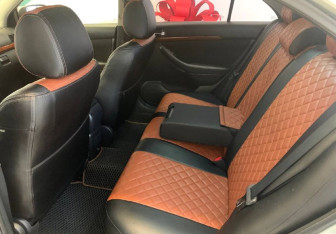 Подержанный автомобиль Toyota Avensis Sedan 2007 года (10 фото)