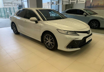 Подержанный автомобиль Toyota Camry Sedan 2022 года (3 фото)