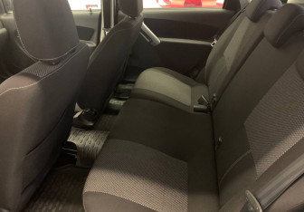 Подержанный автомобиль LADA (ВАЗ) Granta Sedan 2016 года (10 фото)