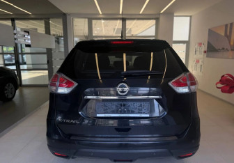 Подержанный автомобиль Nissan X-Trail 2016 года (5 фото)