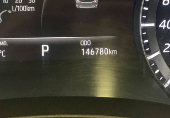 Подержанный автомобиль Toyota Highlander 2021 года (10 фото)