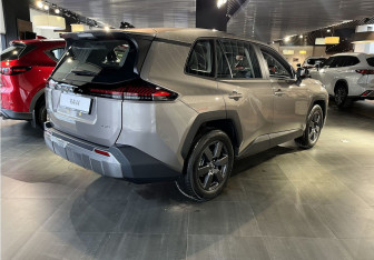 Новый Toyota RAV4 2026 (9 фото)
