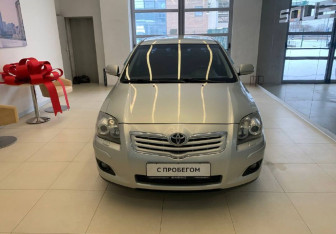 Подержанный автомобиль Toyota Avensis Sedan 2007 года (2 фото)