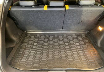 Подержанный автомобиль Nissan Juke 2017 года (8 фото)