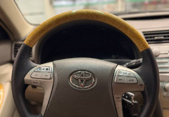 Подержанный автомобиль Toyota Camry Sedan 2007 года (7 фото)