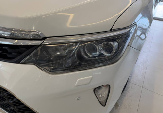 Подержанный автомобиль Toyota Camry Sedan 2018 года (14 фото)