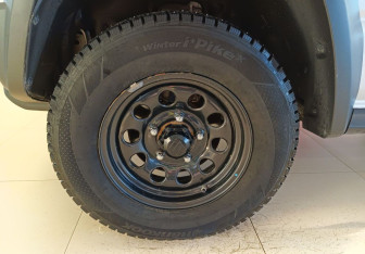 Подержанный автомобиль Suzuki Jimny 2020 года (15 фото)