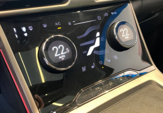 Подержанный автомобиль Exeed TXL 2022 года (20 фото)