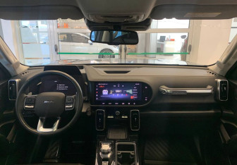 Подержанный автомобиль Haval Dargo 2023 года (11 фото)