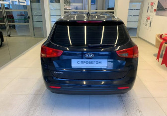 Подержанный автомобиль Kia Ceed Wagon 2014 года (5 фото)