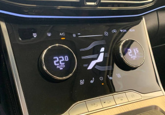 Подержанный автомобиль Exeed VX 2022 года (24 фото)