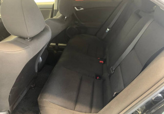 Подержанный автомобиль Honda Accord Sedan 2008 года (10 фото)