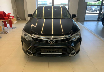 Подержанный автомобиль Toyota Camry Sedan 2016 года (2 фото)