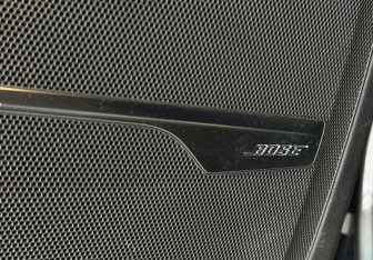 Подержанный автомобиль Audi Q7 2016 года (23 фото)